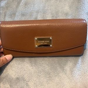 ❣️LAST CHANCE - Michael Kors purse